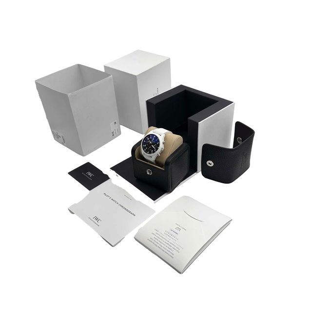 IWC Pilot's Chrono IW389105 Image 5